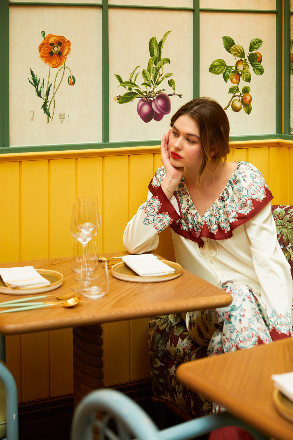 Printed wide collar shirt - vintage flower