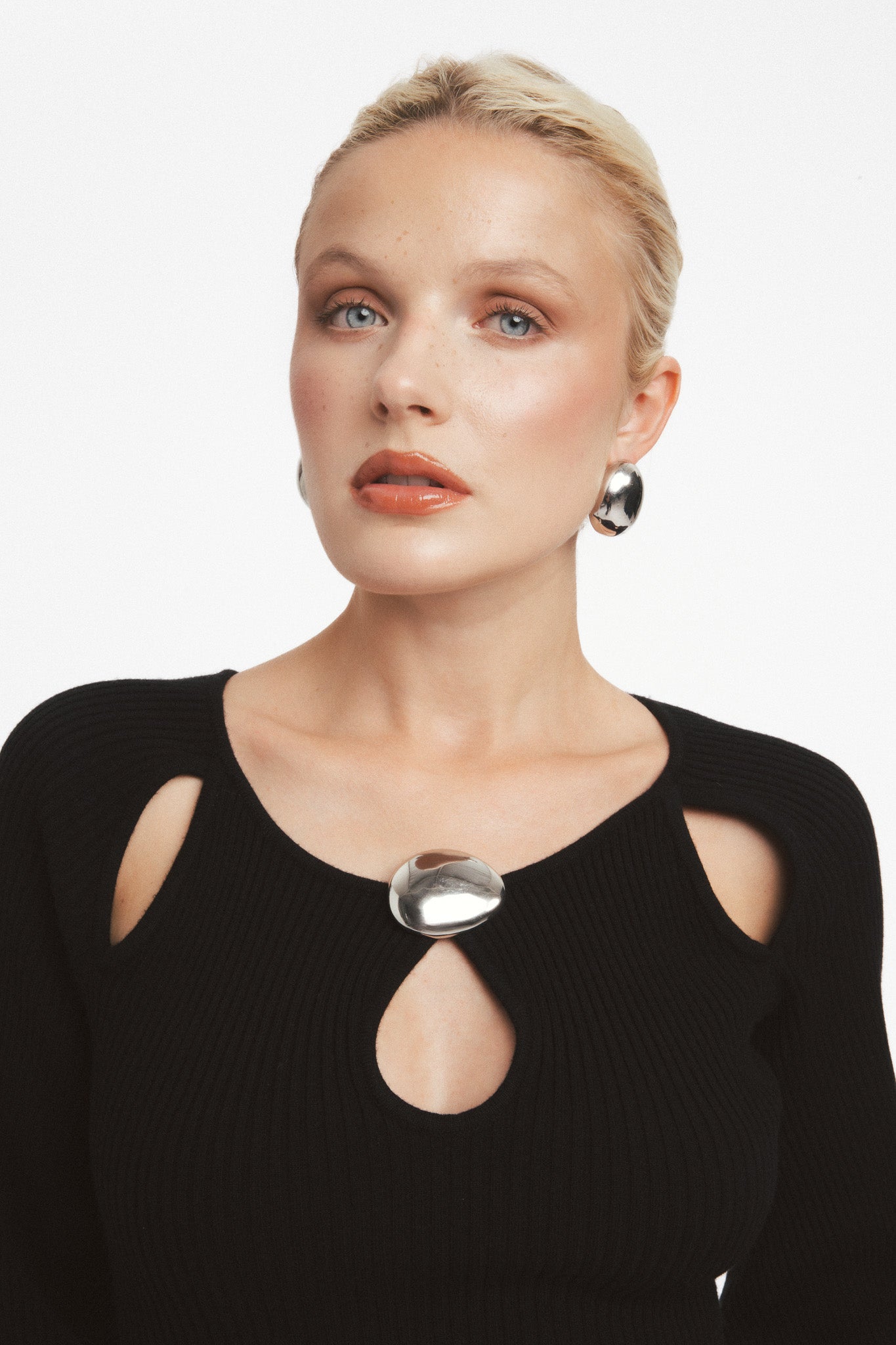 Robe en maille à découpes - noir