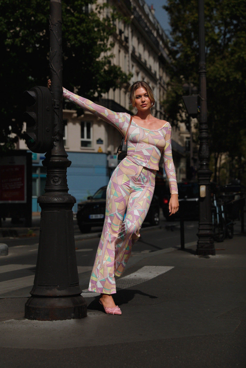 Pantalon droit taille haute à motif géométrique rétro - multicolore